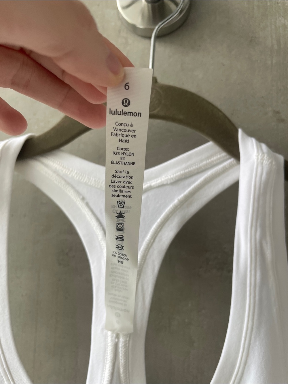 BRAND NEW LULULEMON w WHITE RACERBACK TANK! Size: 6! W/ tags! - Picture 5 of 8